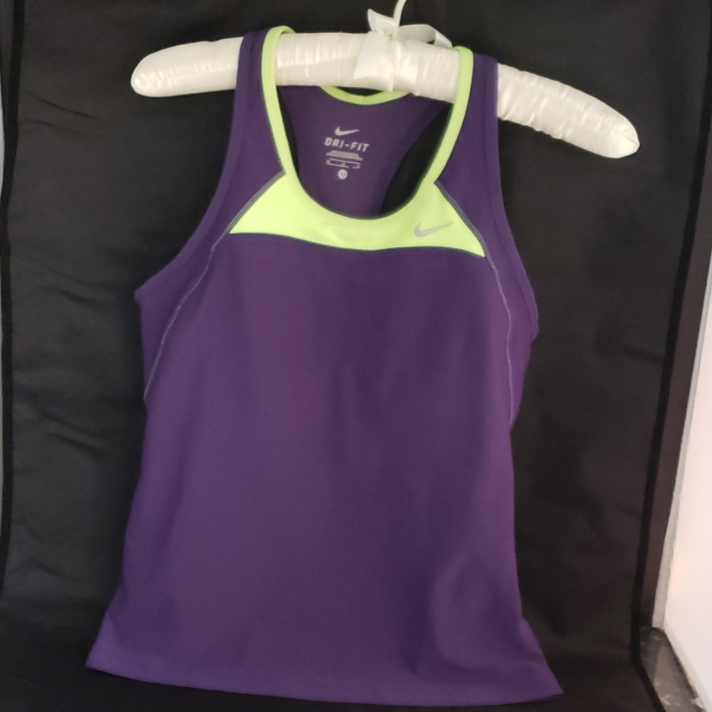 Nike Dri Fit Sport Tank Built in Bra